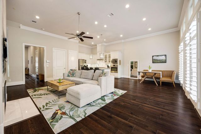 1519 Birdsall Street, Houston, TX 77007