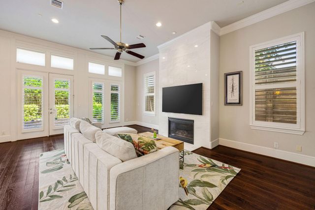 1519 Birdsall Street, Houston, TX 77007