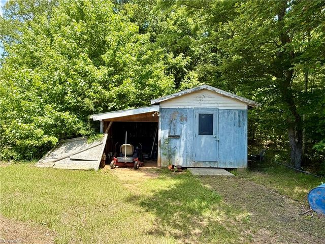 1177 Stone Mountain Road, Stoneville, NC 27048