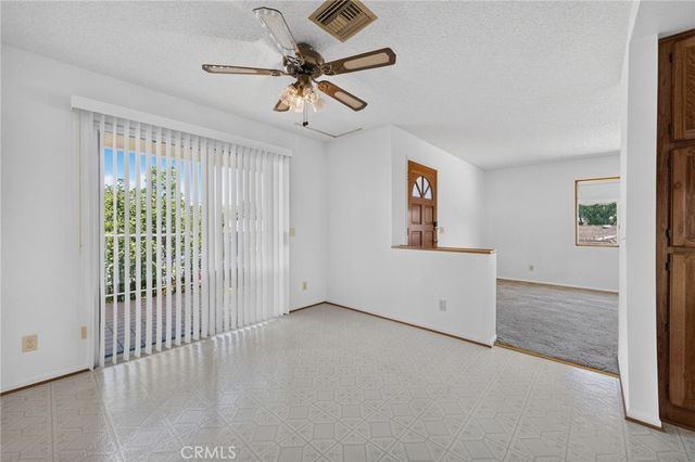 9470 9472 Foster, Bellflower, CA 90706