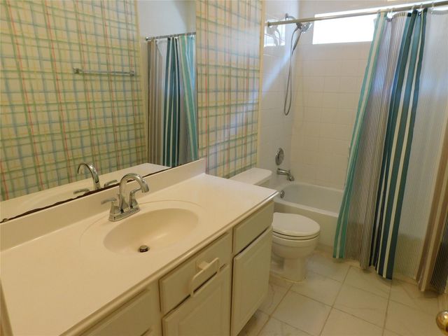 3702 Heritage Colony Drive, Missouri City, TX 77459