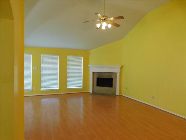 3702 Heritage Colony Drive, Missouri City, TX 77459