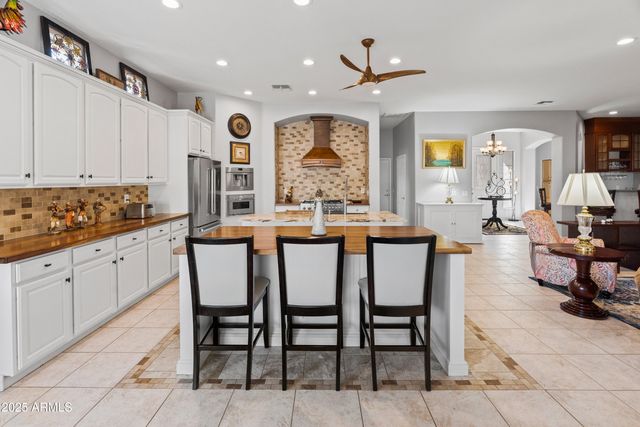 17932 W BROWNING Drive, Surprise, AZ 85374