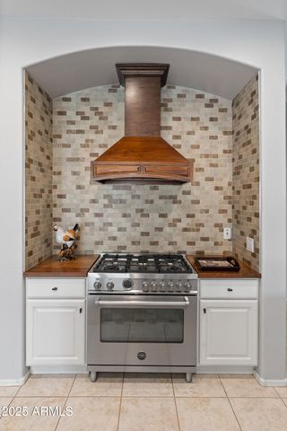 17932 W BROWNING Drive, Surprise, AZ 85374