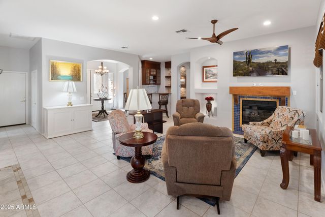 17932 W BROWNING Drive, Surprise, AZ 85374