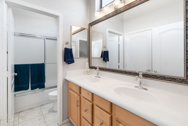 17932 W BROWNING Drive, Surprise, AZ 85374