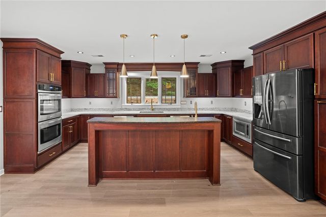 309 Woodland Way, Clemson, SC 29631