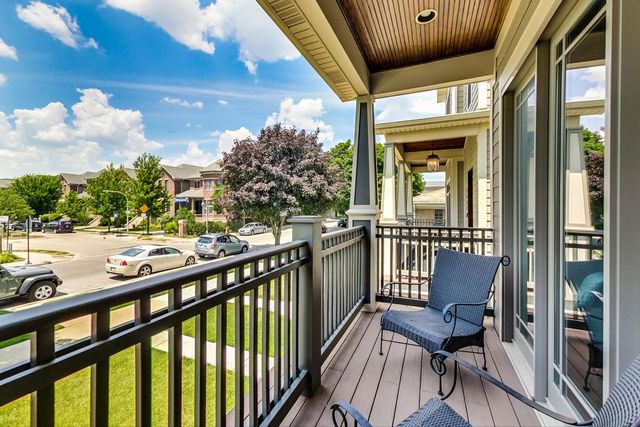 3625 N CAMPBELL Avenue, Chicago, IL 60618