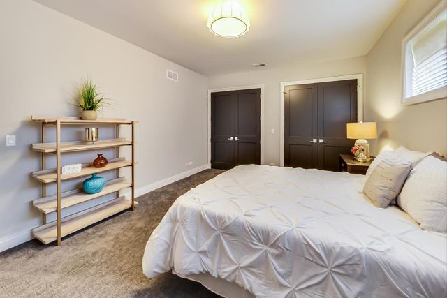 3625 N CAMPBELL Avenue, Chicago, IL 60618