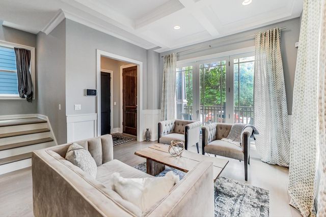 3625 N CAMPBELL Avenue, Chicago, IL 60618