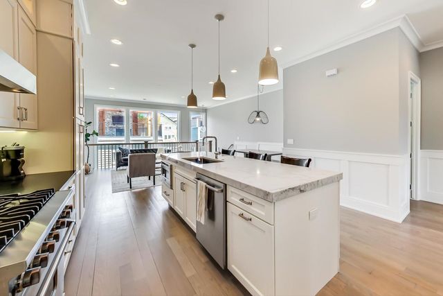 3625 N CAMPBELL Avenue, Chicago, IL 60618