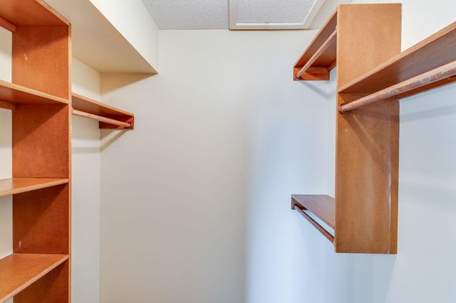 10701 W Harvest Ct., Wichita, KS 67212