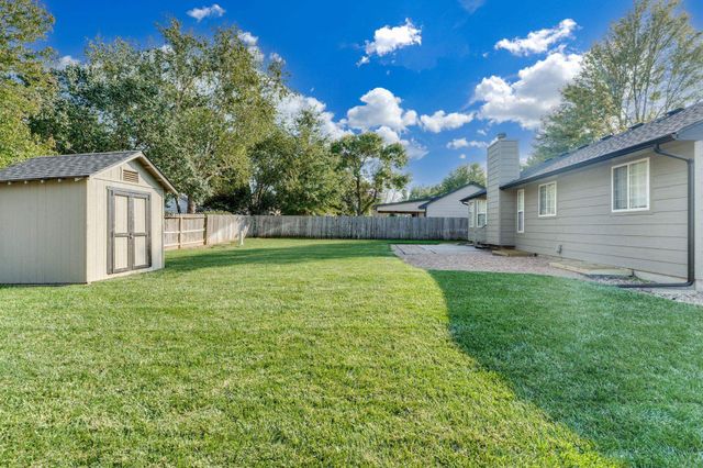 10701 W Harvest Ct., Wichita, KS 67212