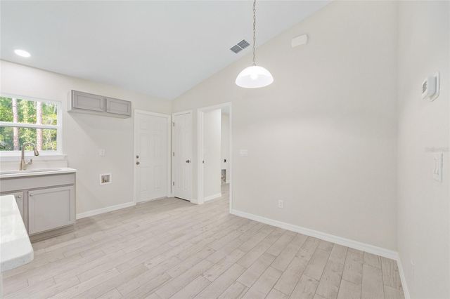 358 LOCUST ROAD, Ocala, FL 34480