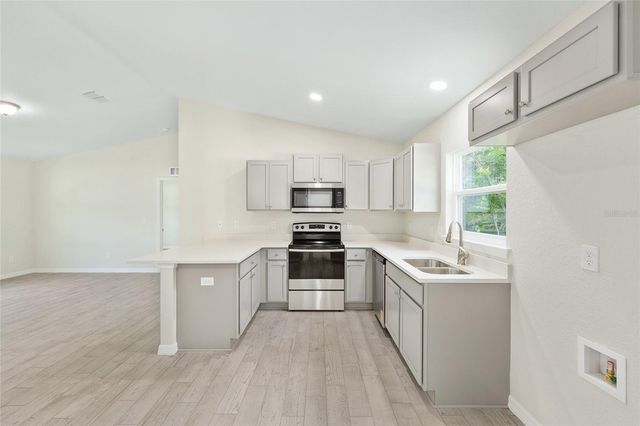 358 LOCUST ROAD, Ocala, FL 34480