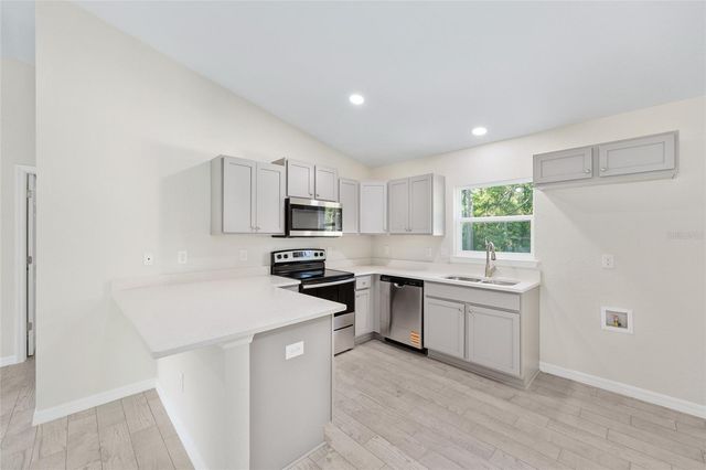 358 LOCUST ROAD, Ocala, FL 34480