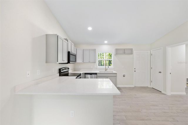 358 LOCUST ROAD, Ocala, FL 34480