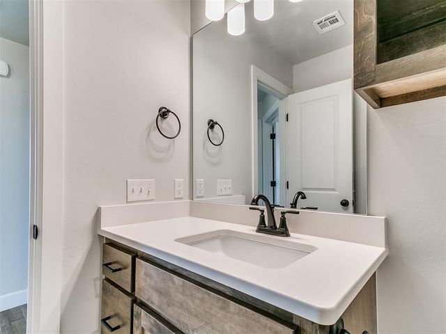 11833 NW 120th Street, Yukon, OK 73099