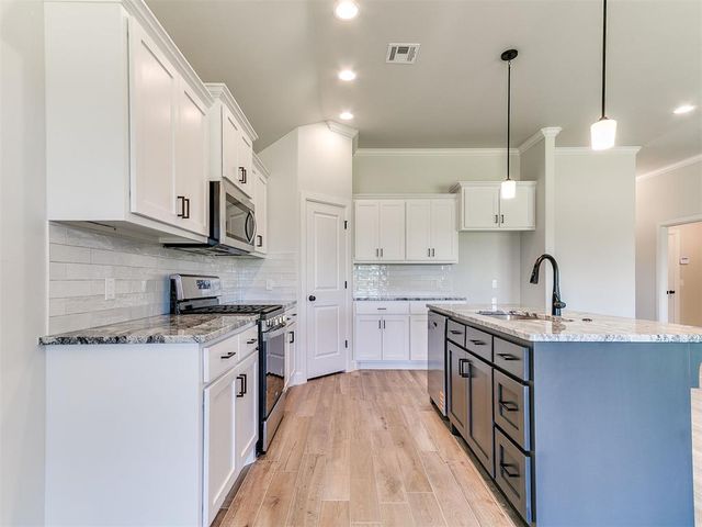 11833 NW 120th Street, Yukon, OK 73099