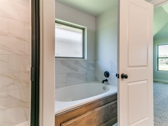 11833 NW 120th Street, Yukon, OK 73099