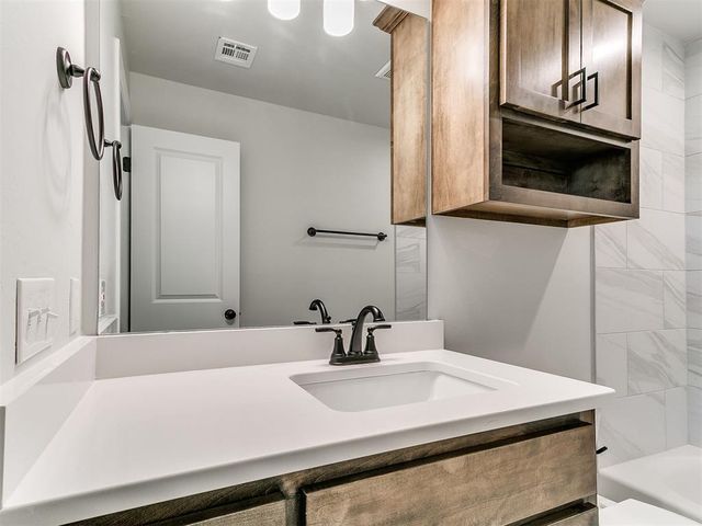 11833 NW 120th Street, Yukon, OK 73099