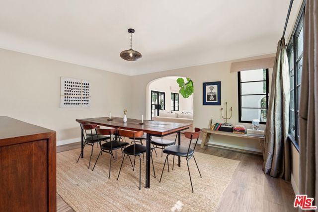 860 S Mullen Avenue, Los Angeles, CA 90005