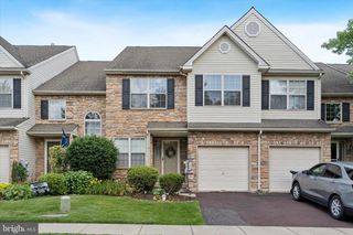 2405 CARRIAGE LN, Royersford, PA 19468