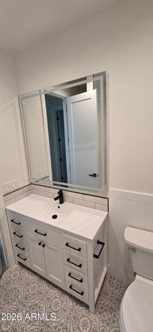 4334 E INDIANOLA Avenue, Phoenix, AZ 85018
