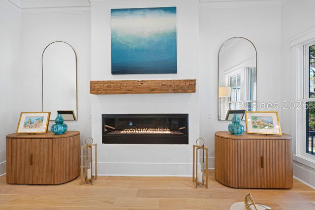 2 Foot Point Rd, Hilton Head Island, SC 29928