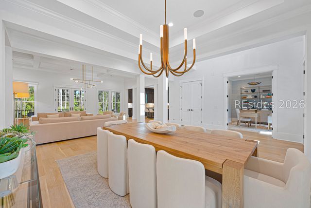 2 Foot Point Rd, Hilton Head Island, SC 29928