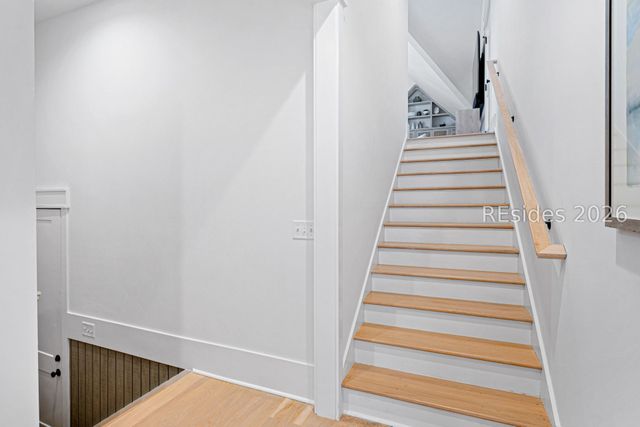 2 Foot Point Rd, Hilton Head Island, SC 29928