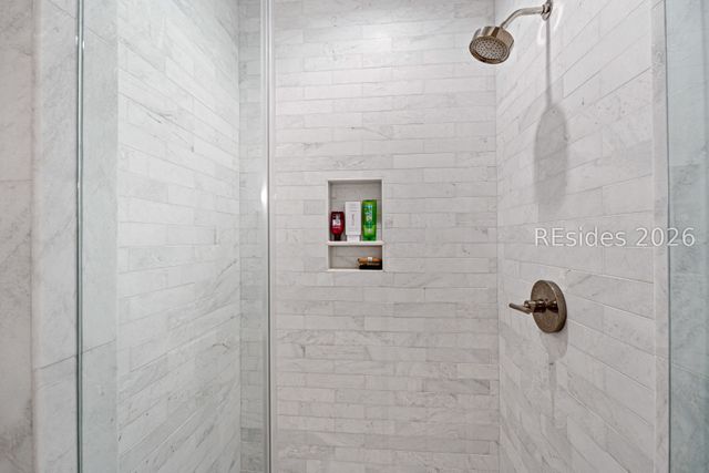 2 Foot Point Rd, Hilton Head Island, SC 29928