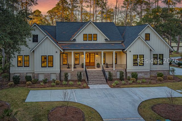 2 Foot Point Rd, Hilton Head Island, SC 29928