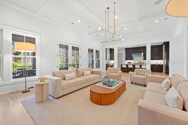 2 Foot Point Rd, Hilton Head Island, SC 29928