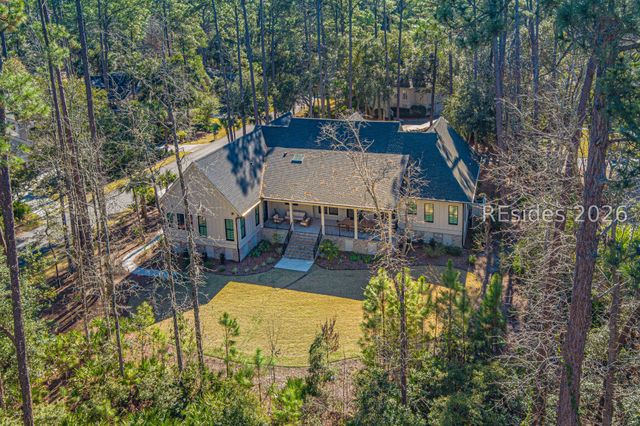 2 Foot Point Rd, Hilton Head Island, SC 29928