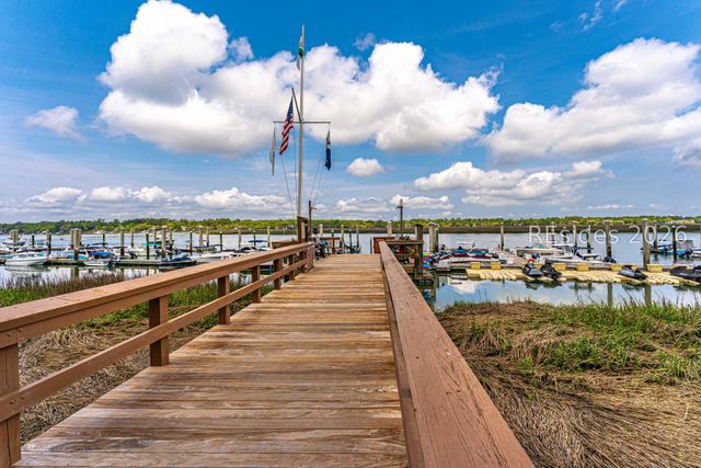 2 Foot Point Rd, Hilton Head Island, SC 29928