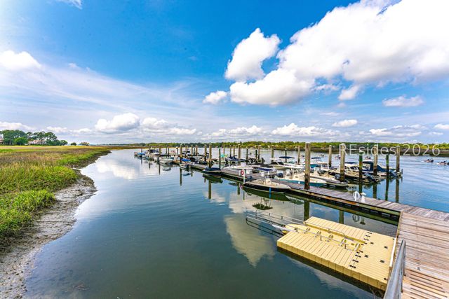 2 Foot Point Rd, Hilton Head Island, SC 29928