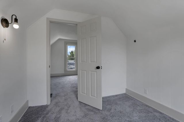 825 W Williams Avenue, Bellefontaine, OH 43311