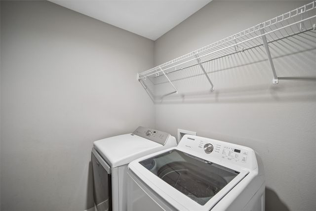 340 NW 2nd Street, Earlham, IA 50072