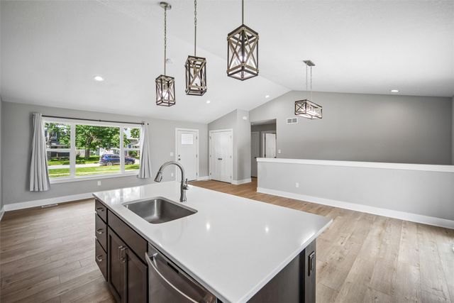 340 NW 2nd Street, Earlham, IA 50072