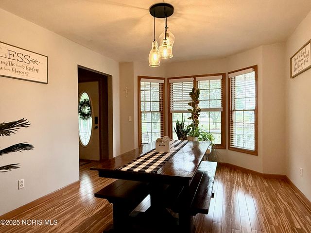 810 Greenview Avenue, Delta, OH 43515