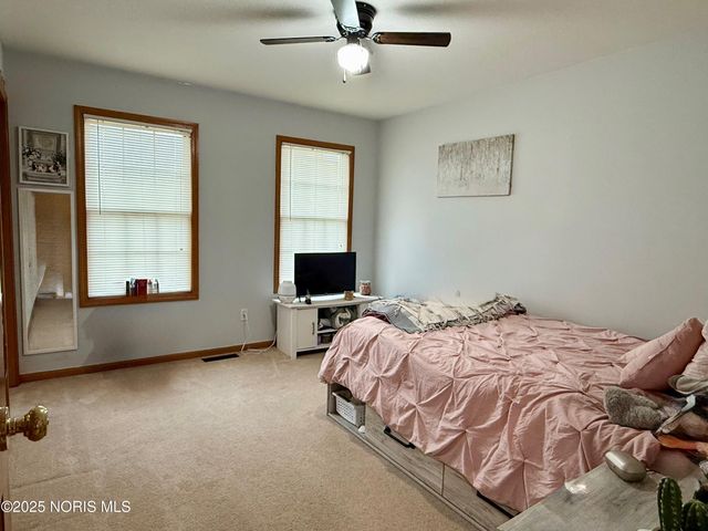 810 Greenview Avenue, Delta, OH 43515