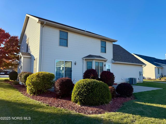 810 Greenview Avenue, Delta, OH 43515