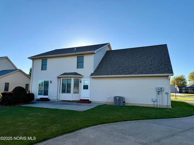 810 Greenview Avenue, Delta, OH 43515