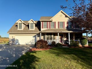 810 Greenview Avenue, Delta, OH 43515