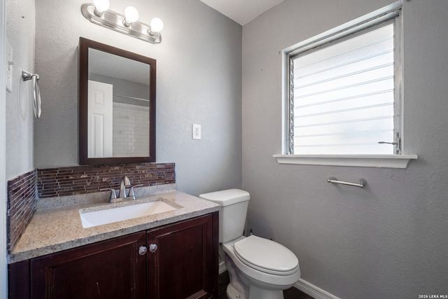 210 N Guilford Dr, San Antonio, TX 78217