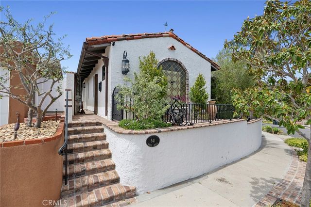 541 Hazel, Corona Del Mar, CA 92625