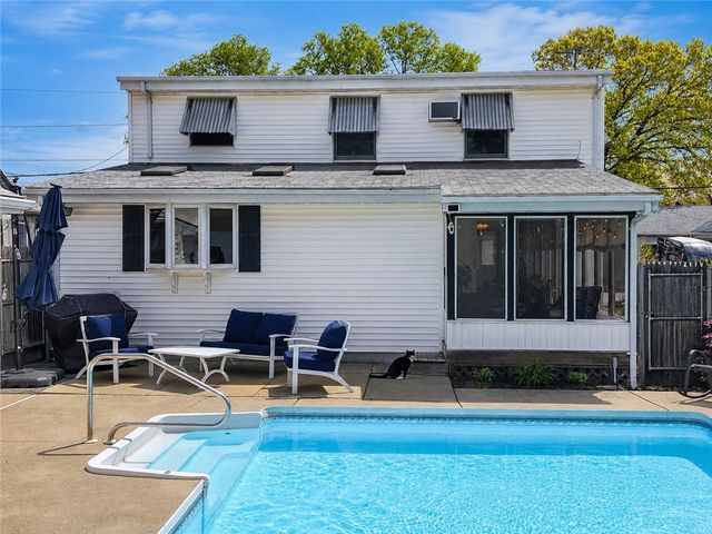111 Slater Park Avenue, Pawtucket, RI 02861