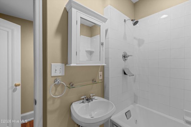 2068 Walton Way 201, Augusta, GA 30904