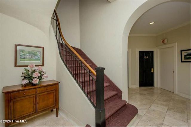 2068 Walton Way 201, Augusta, GA 30904